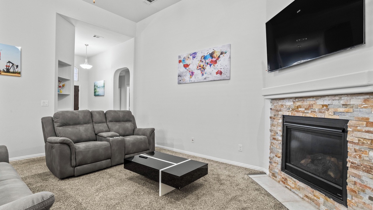 Photo of Livingroom in Midland