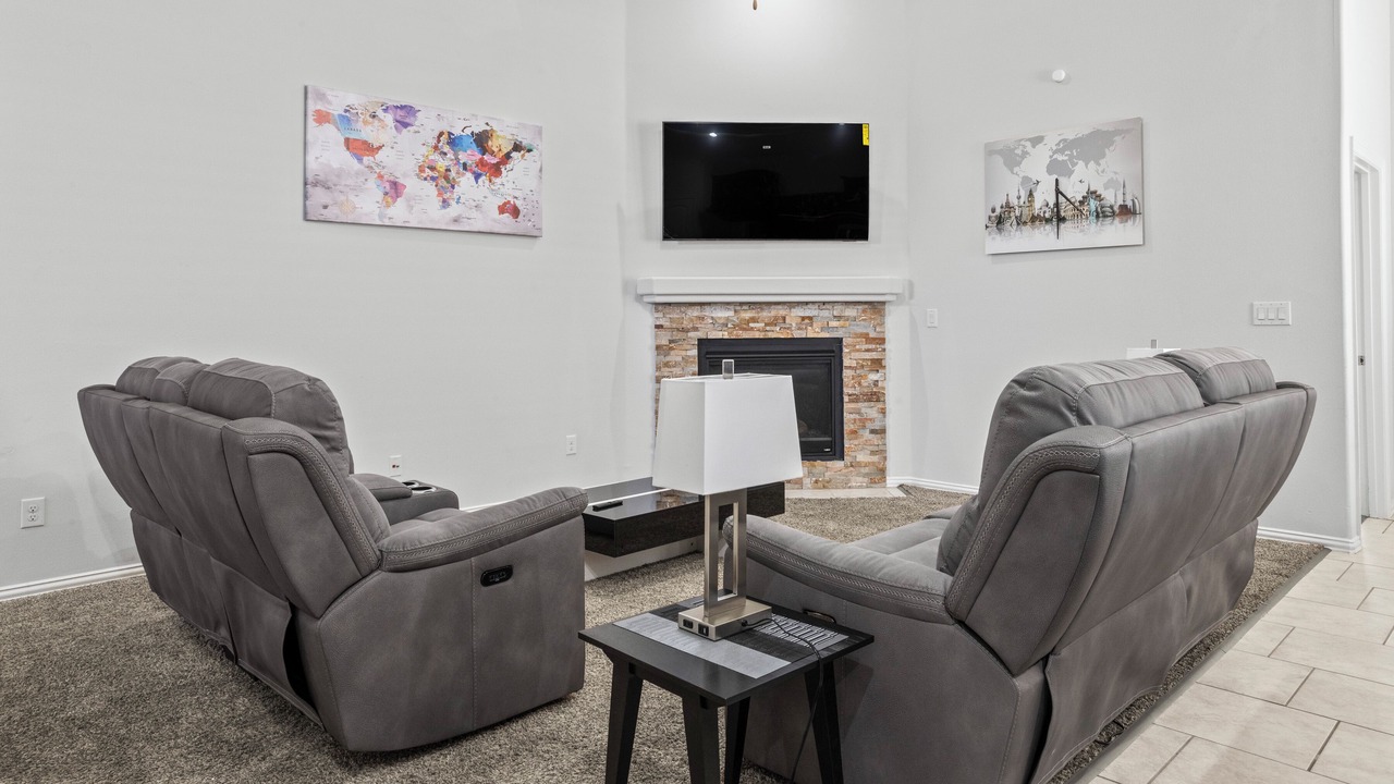 Photo of Livingroom in Midland
