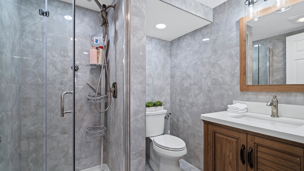 Photo of Bathroom in Villa Park