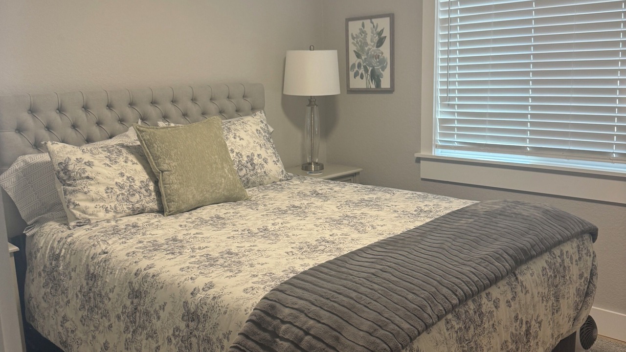 Photo of Bedroom in McKinleyville
