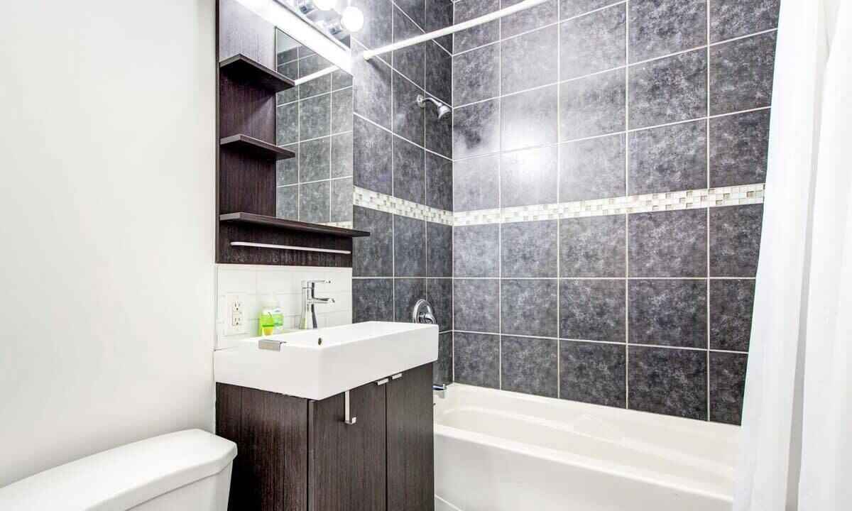 Photo of Bathroom in Plateau Mont Royal
