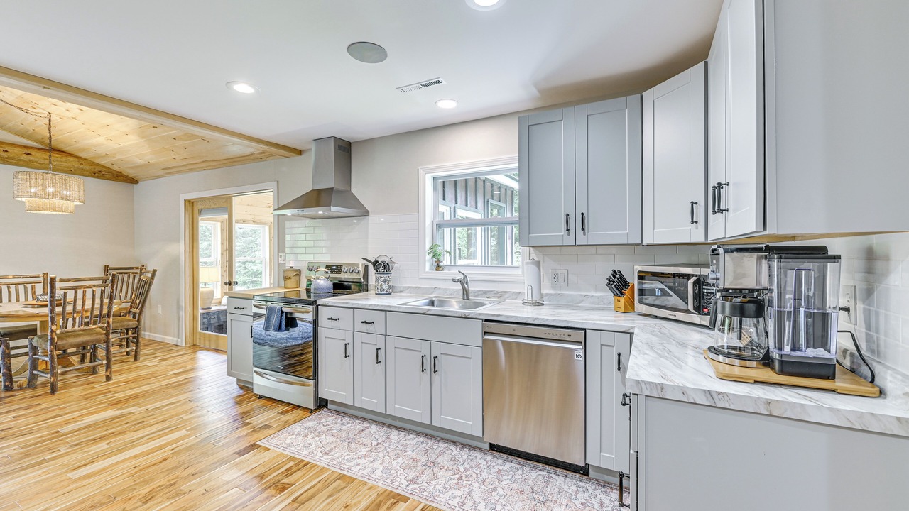 Photo of Kitchen in Schroon Lake