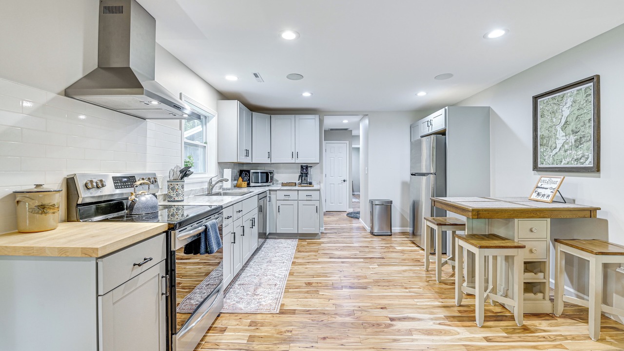 Photo of Kitchen in Schroon Lake