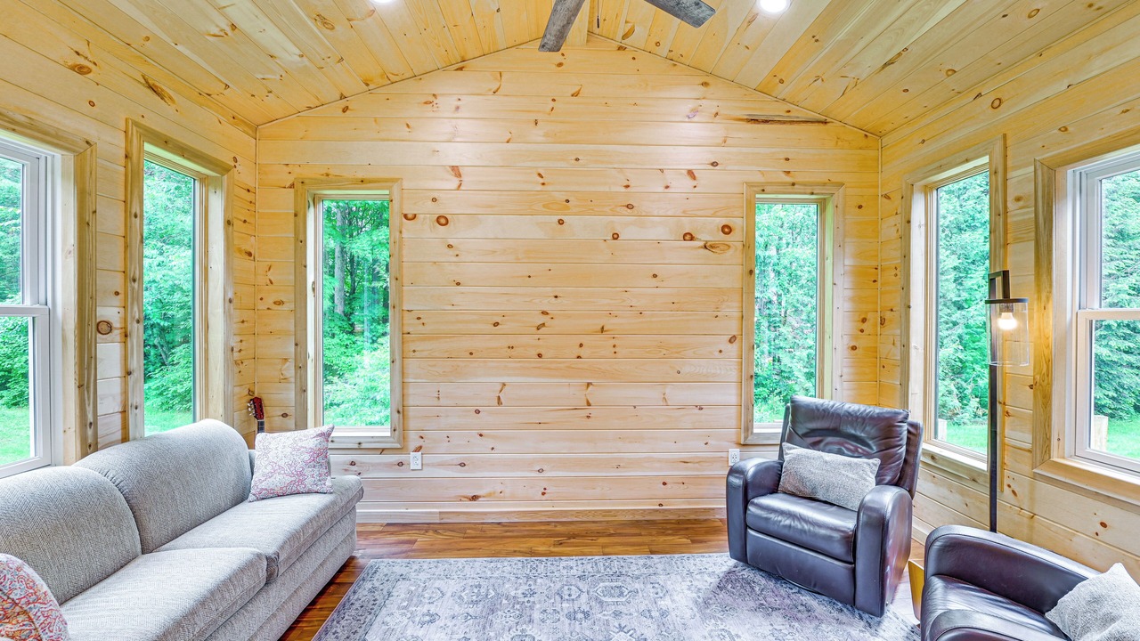 Photo of Livingroom in Schroon Lake