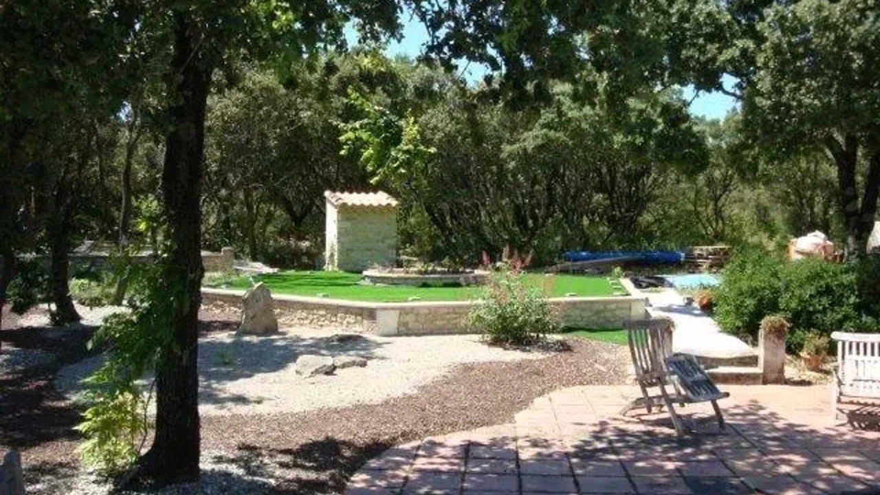 Photo of Outdoor in Chamaret