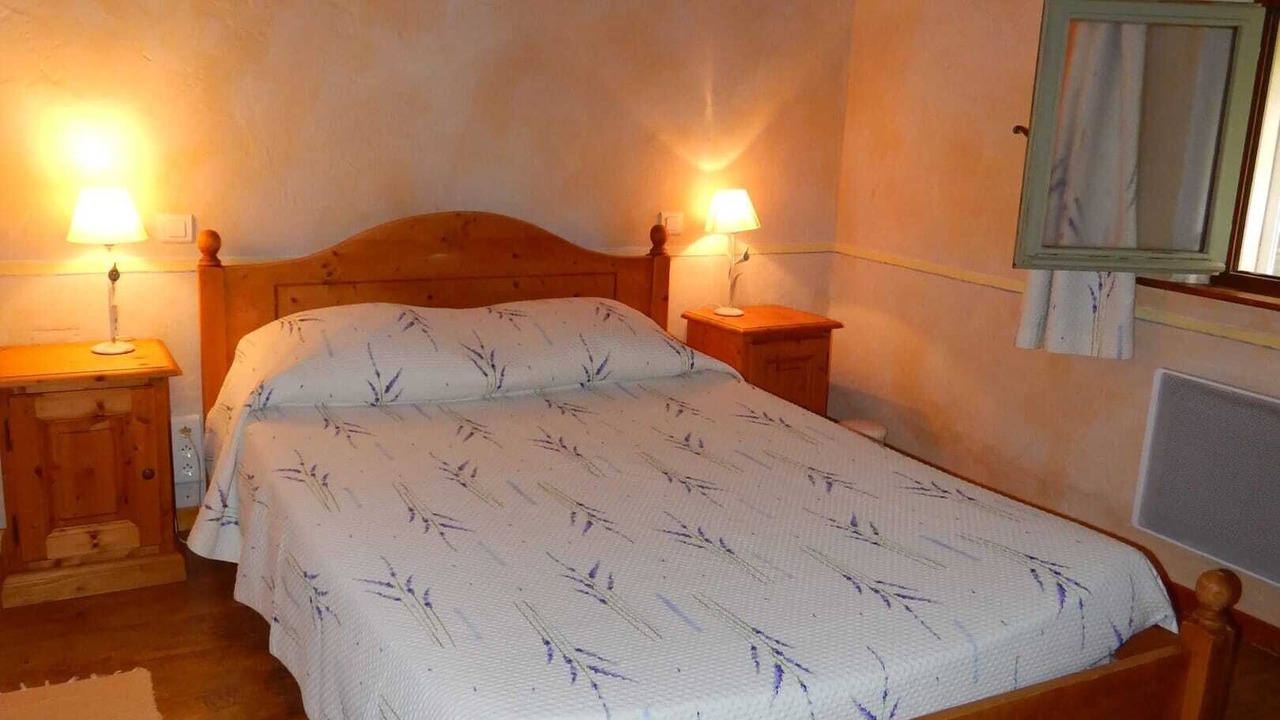 Photo of Others in Chamaret