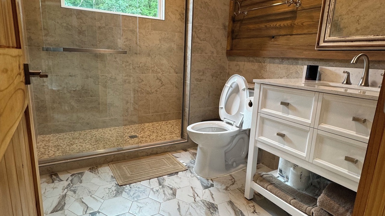 Photo of Bathroom in Sardis