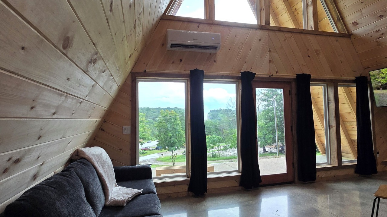 Photo of Livingroom in Spencer