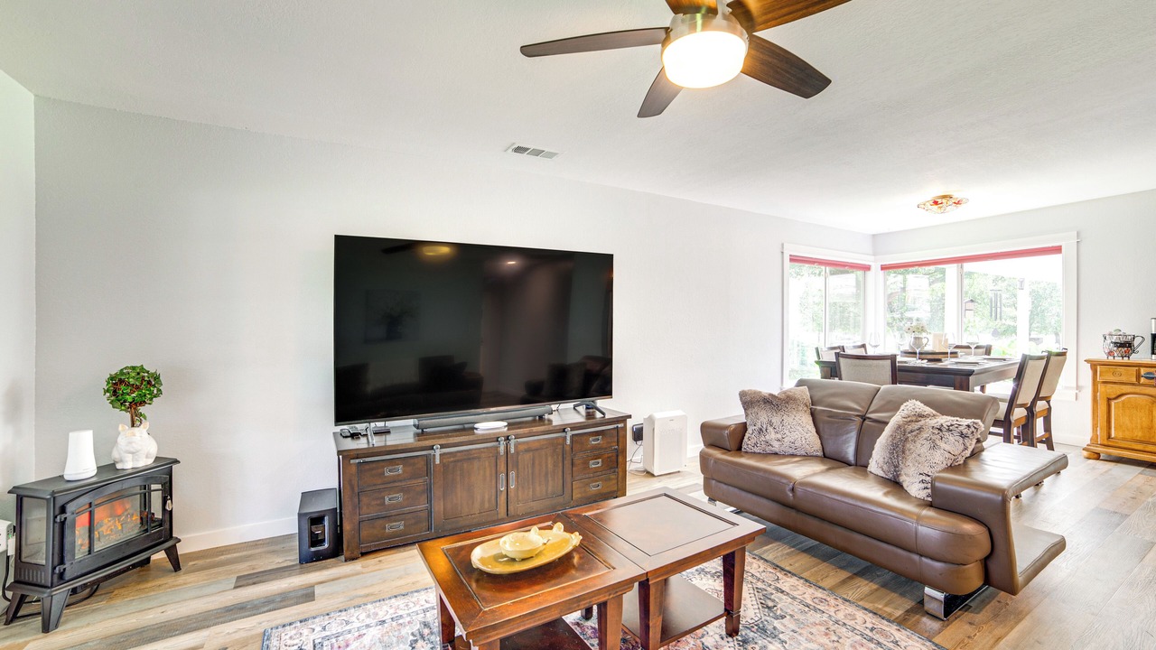 Photo of Livingroom in Wills Point