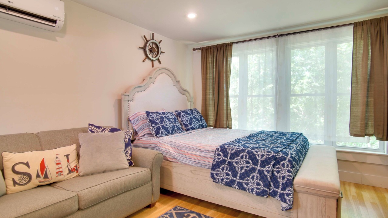 Photo of Others in East Chop