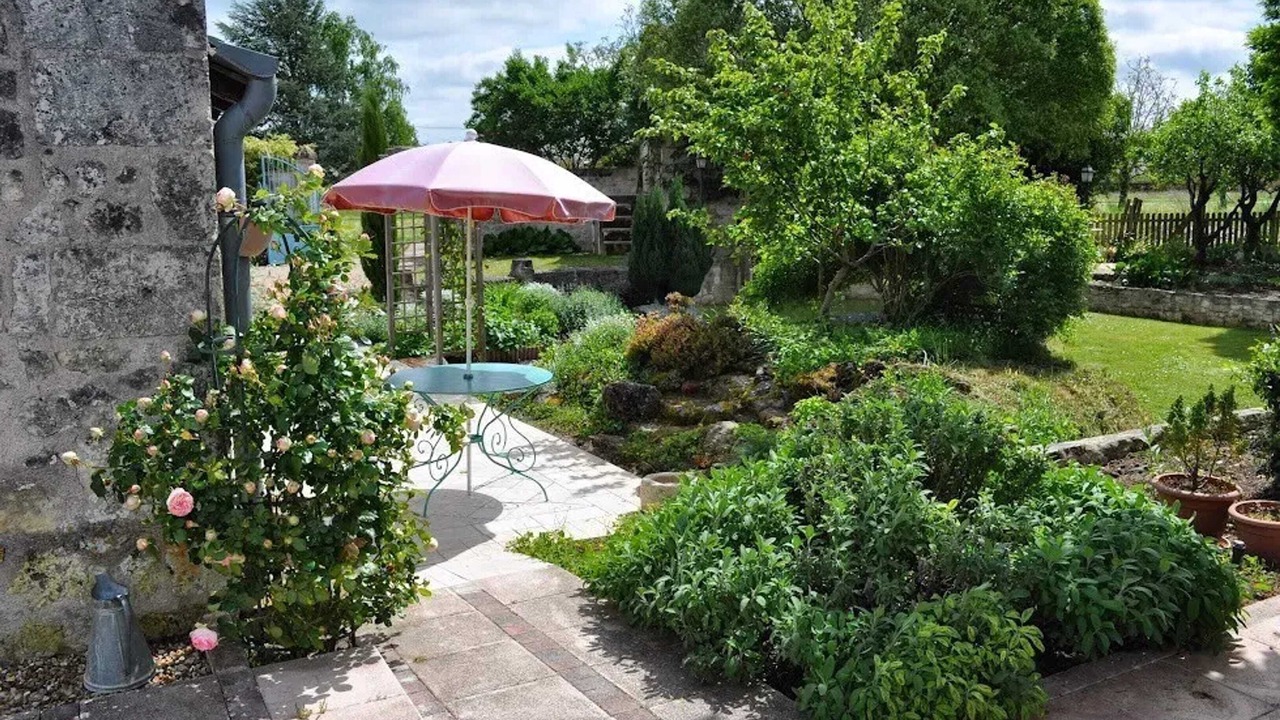 Photo of Outdoor in Brehemont