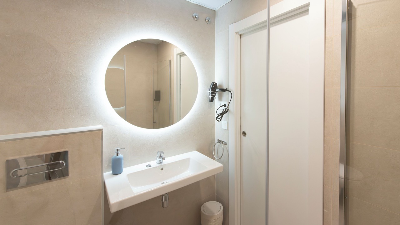 Photo of Bathroom in Logrono Historic Centre