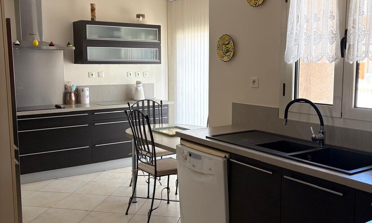 Photo of Kitchen in Saint-Cyprien Plage