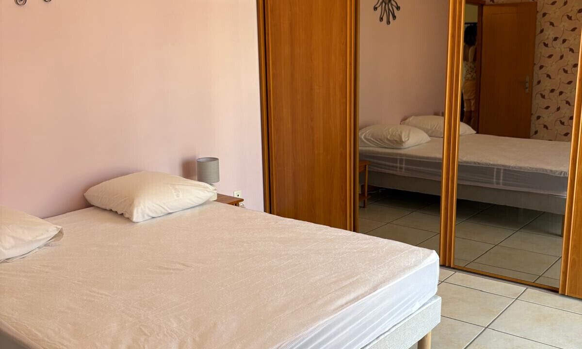 Photo of Bedroom in Saint-Cyprien Plage