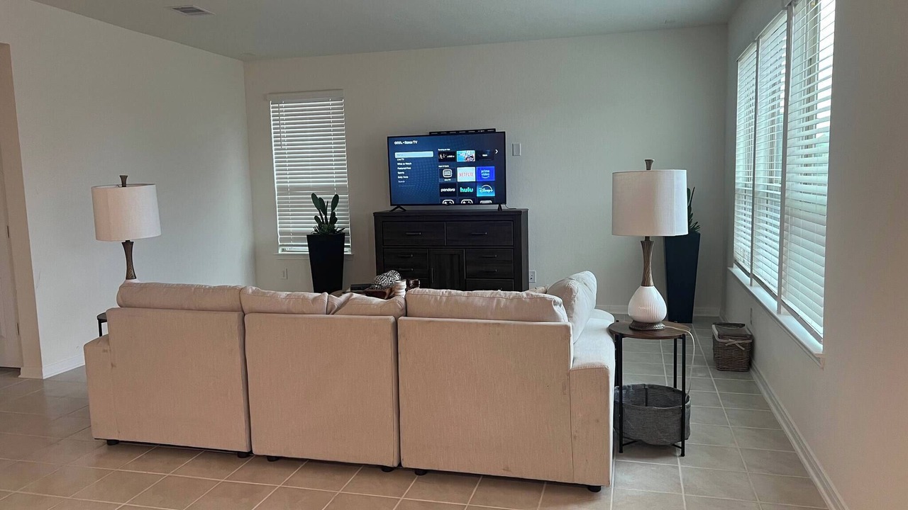 Photo of Livingroom in Iowa Colony