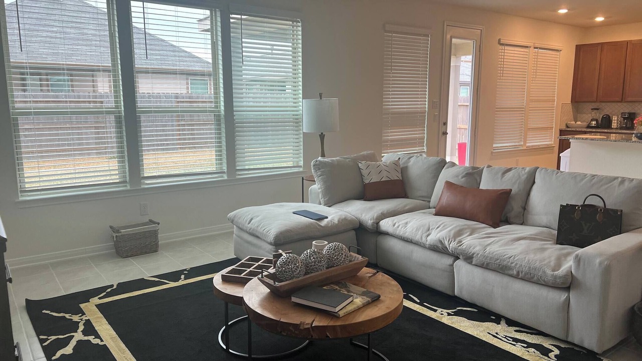 Photo of Livingroom in Iowa Colony