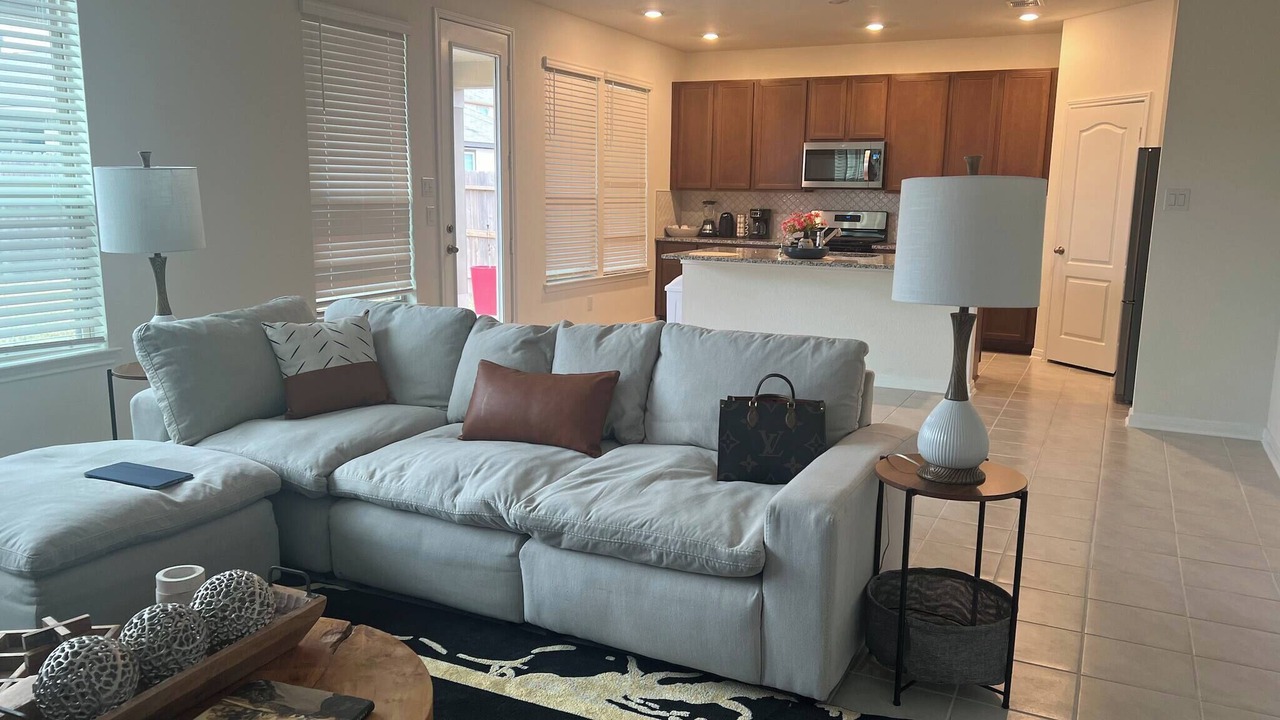 Photo of Livingroom in Iowa Colony