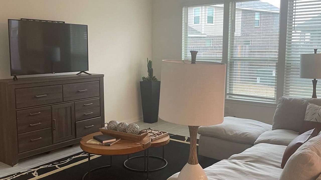 Photo of Livingroom in Iowa Colony