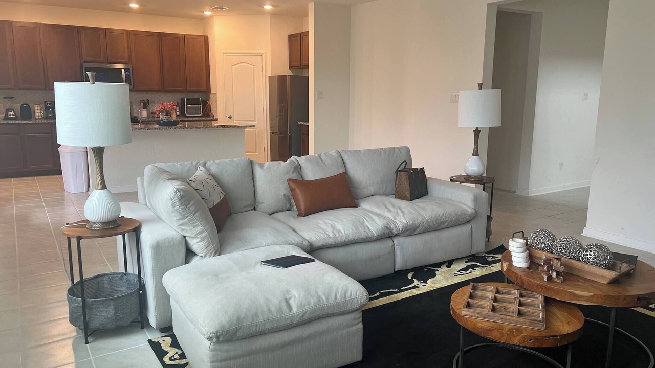 Photo of Livingroom in Iowa Colony