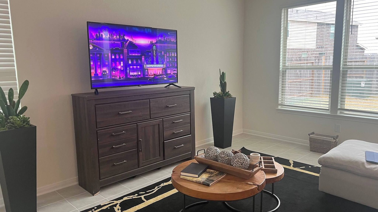Photo of Livingroom in Iowa Colony