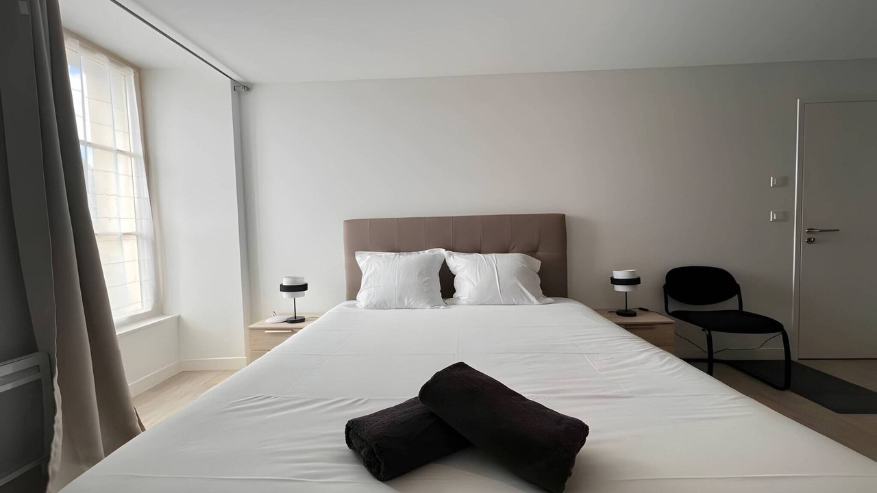 Photo of Others in Ballon