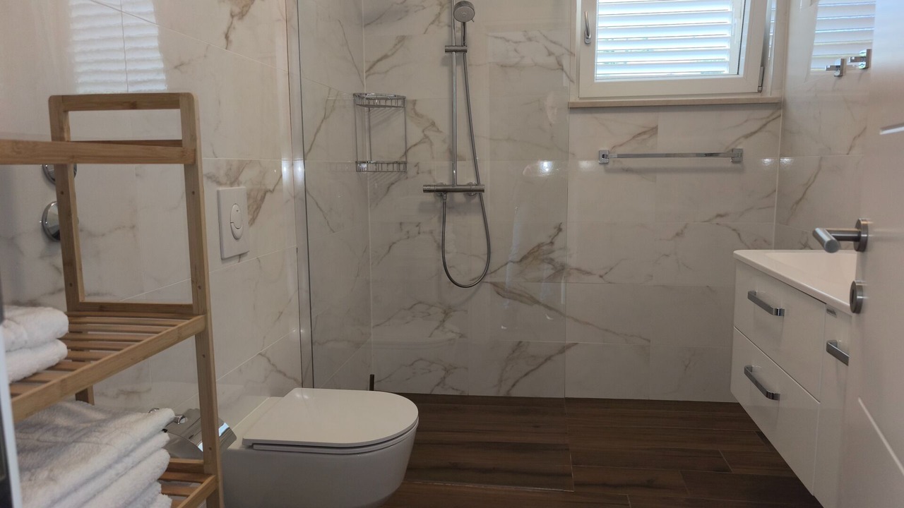 Photo of Bathroom in Molunat