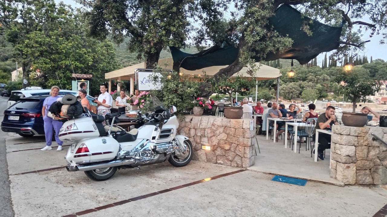 Photo of Outdoor in Molunat