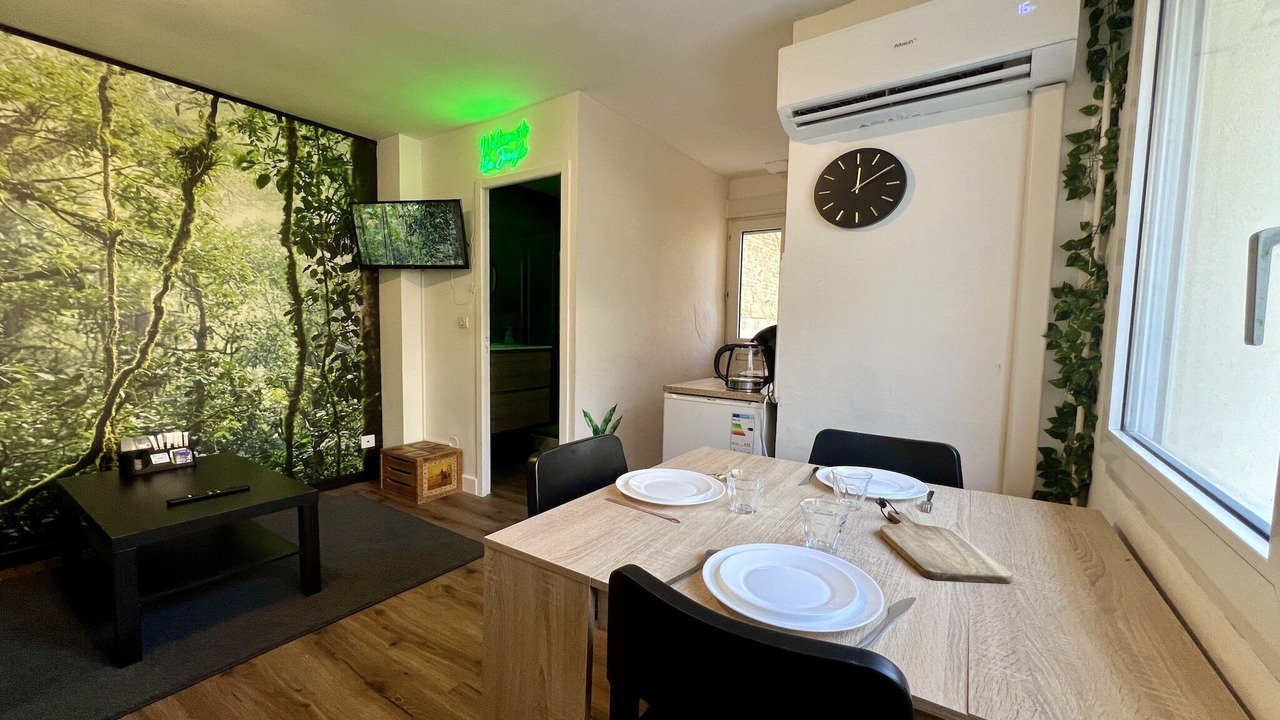 Photo of Livingroom in Liberation