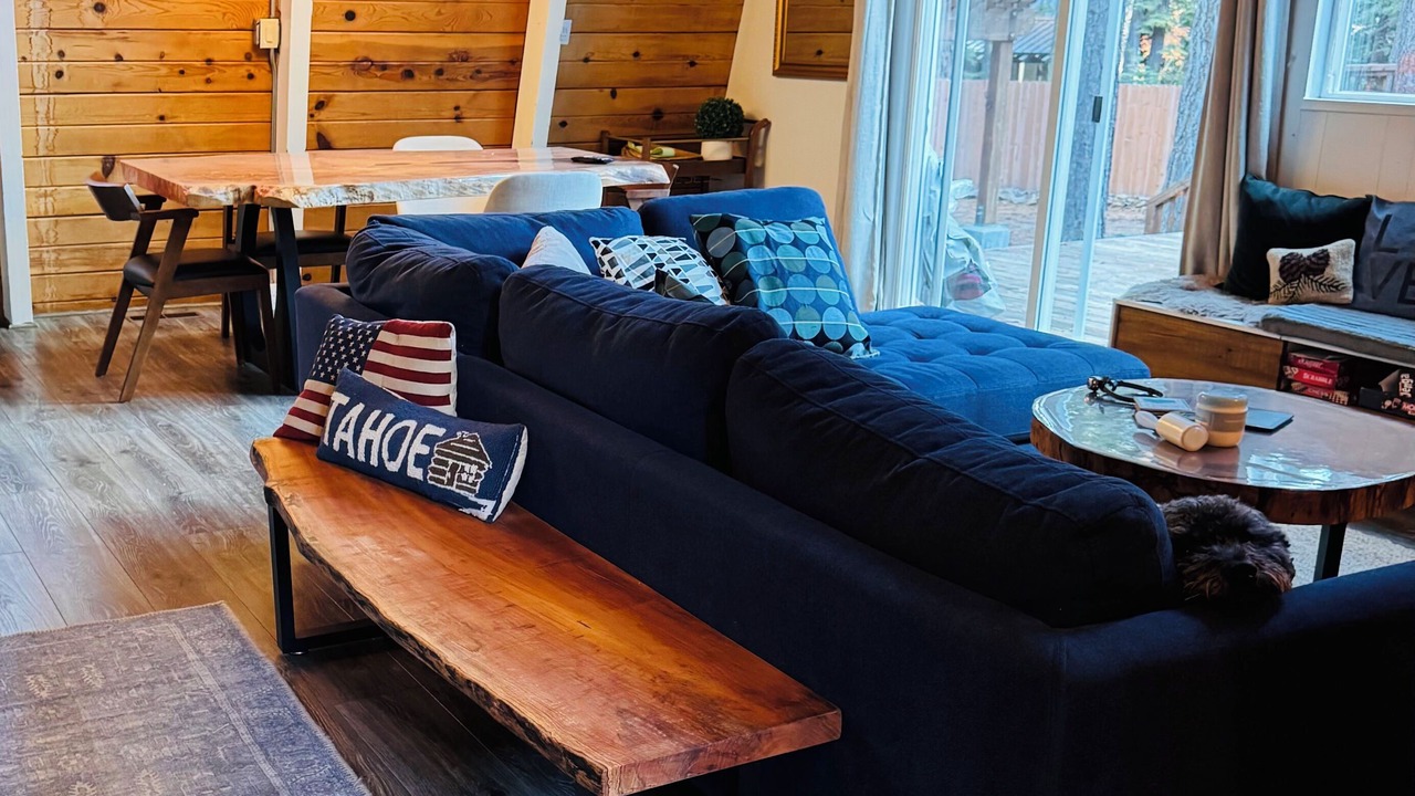 Photo of Livingroom in Carnelian Bay