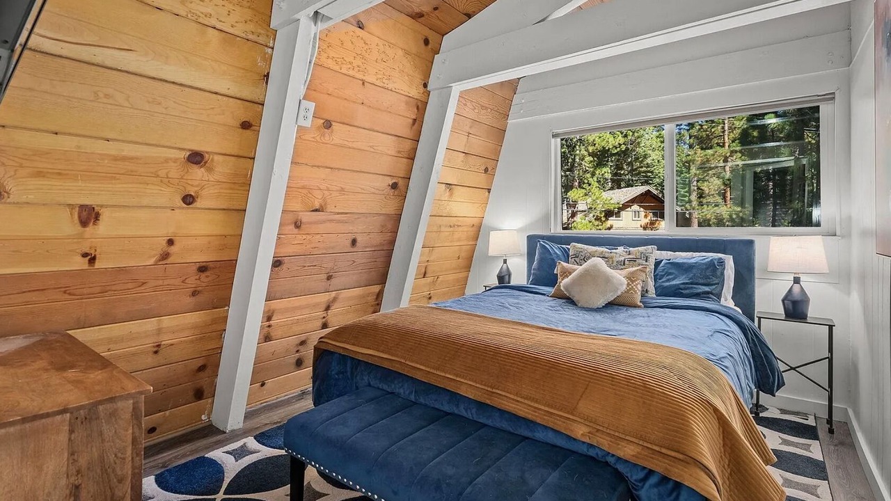 Photo of Bedroom in Carnelian Bay