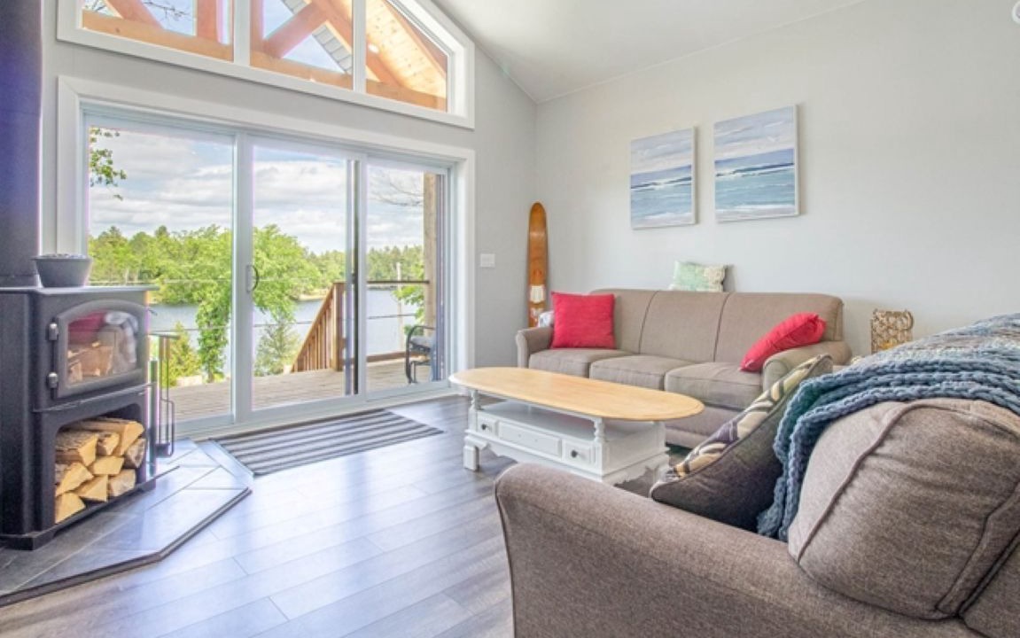 Photo of Livingroom in Glenfield