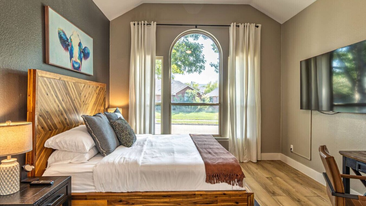Photo of Bedroom in Frisco