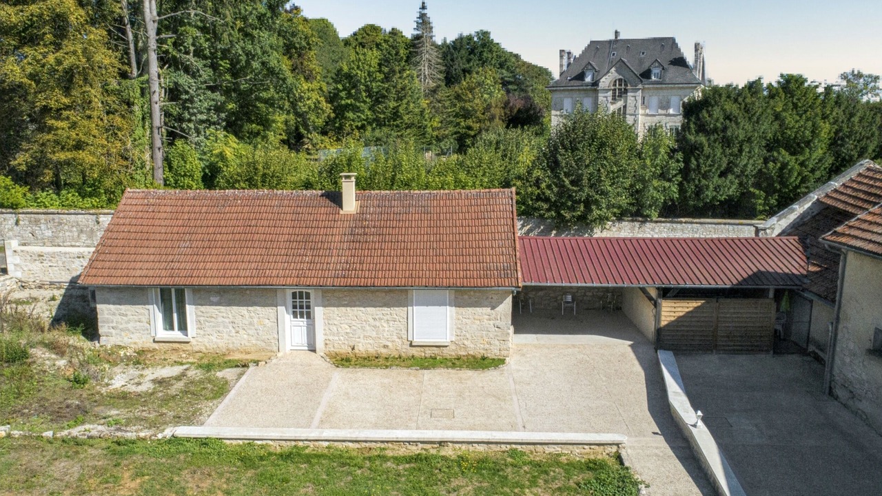 Photo of Others in Monthenault