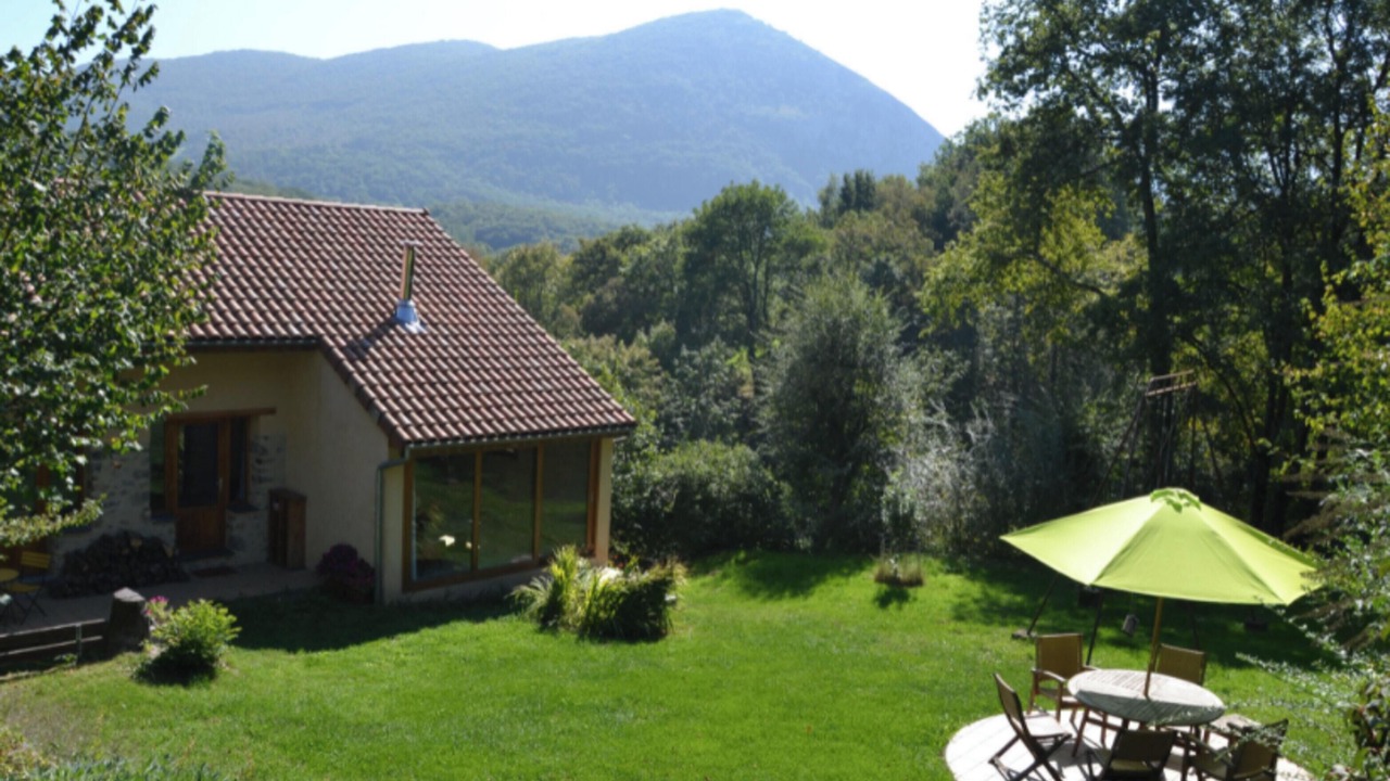 Photo of Others in Gembrie