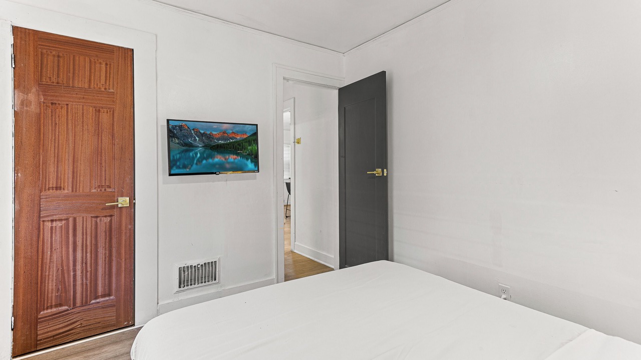 Photo of Bedroom in Detroit