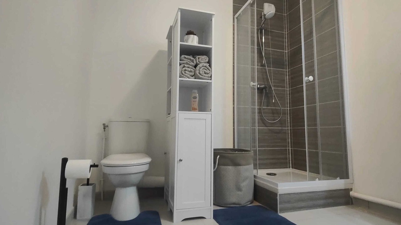 Photo of Bathroom in Chartres