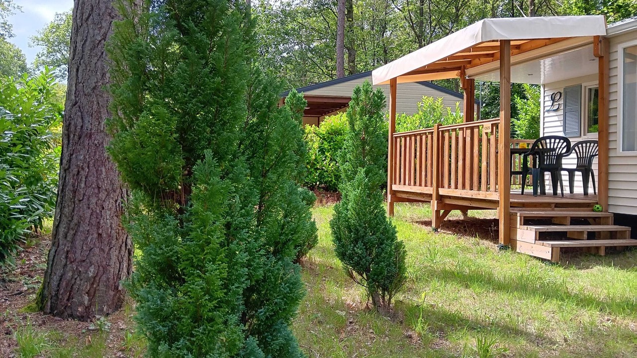 Photo of Outdoor in Saint-Cheron