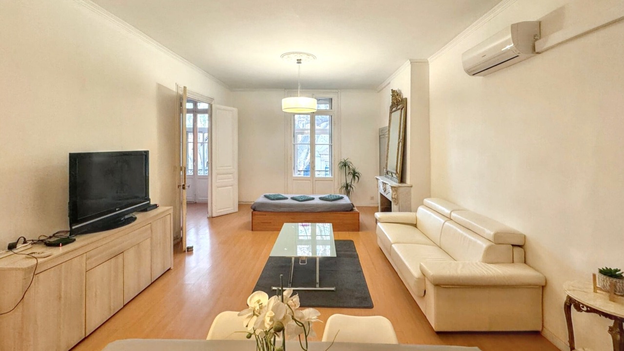 Photo of Livingroom in Cite