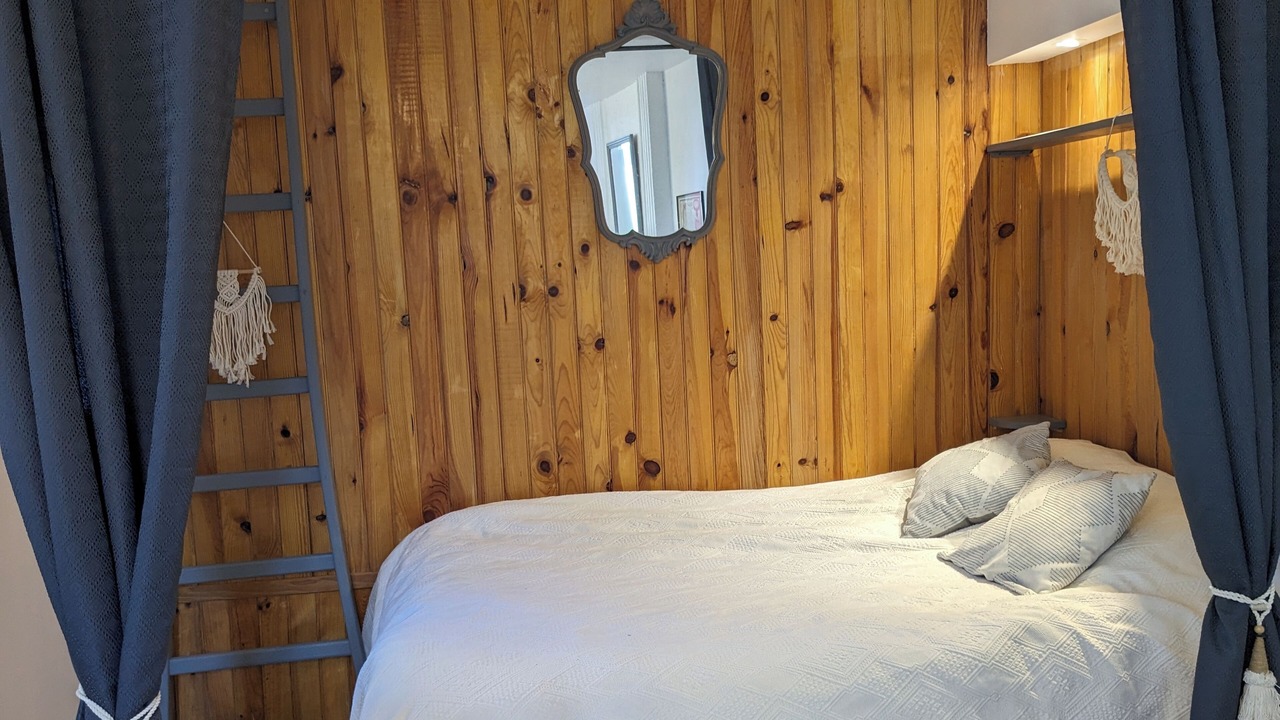 Photo of Bedroom in St Gervais sur Mare