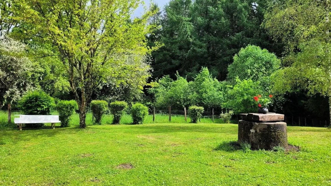 Photo of Outdoor in Saint-Julien-aux-Bois