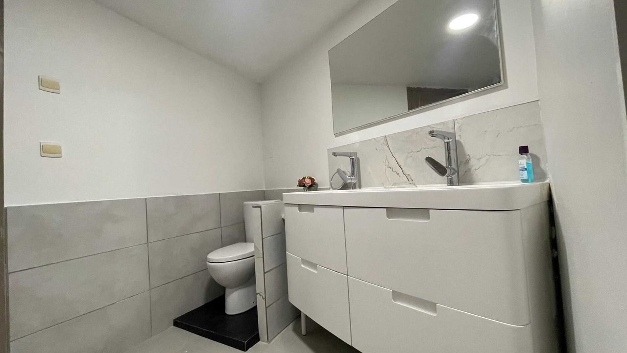 Photo of Bathroom in Ancourt