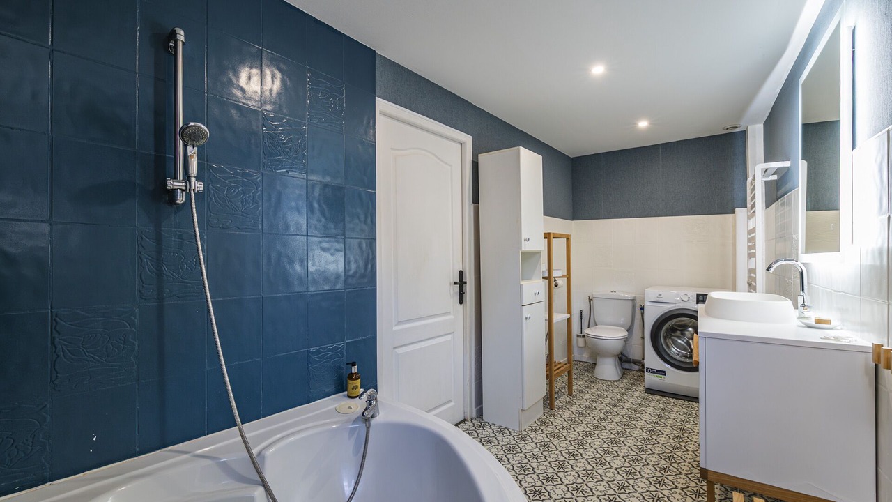 Photo of Bathroom in Verzenay