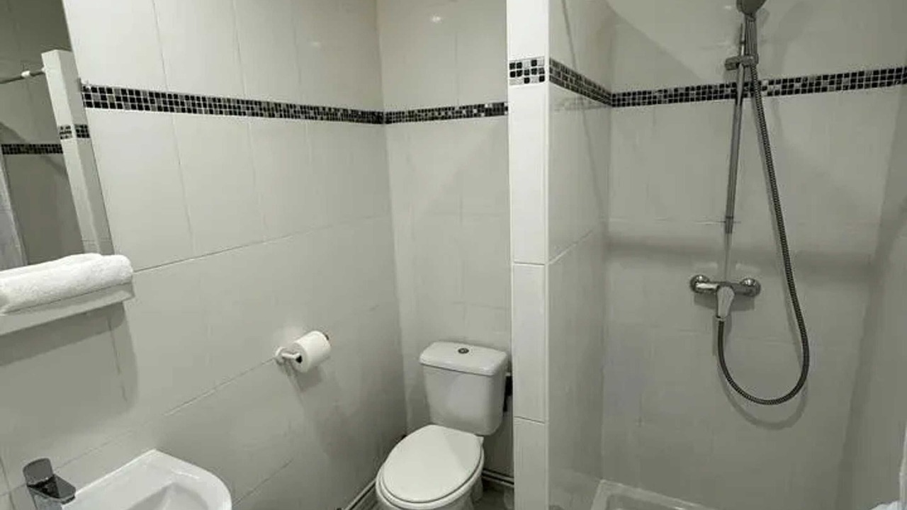 Photo of Bathroom in Villiers-le-Bel