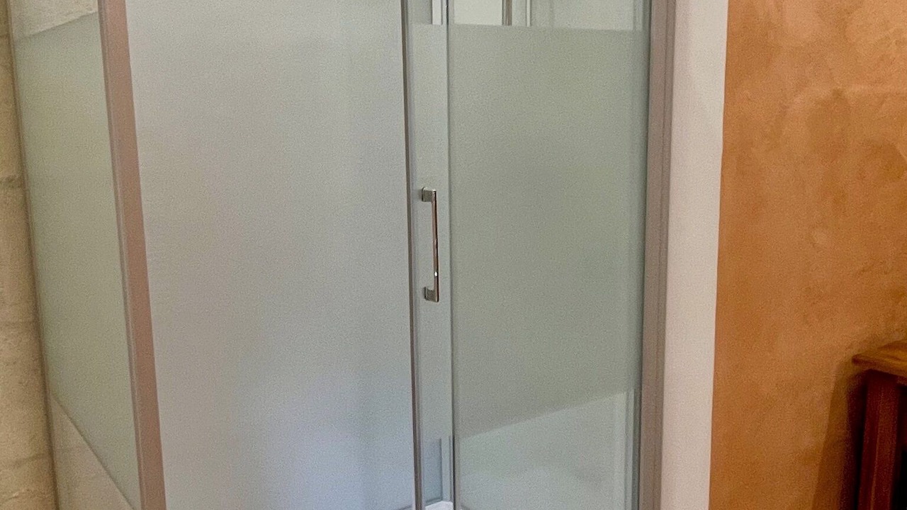 Photo of Bathroom in Grezillac