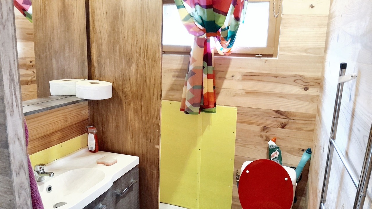 Photo of Bathroom in Cucuron