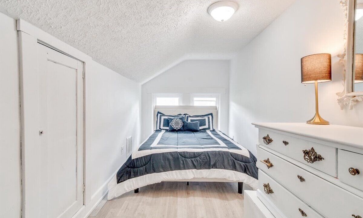 Photo of Bedroom in Harrison