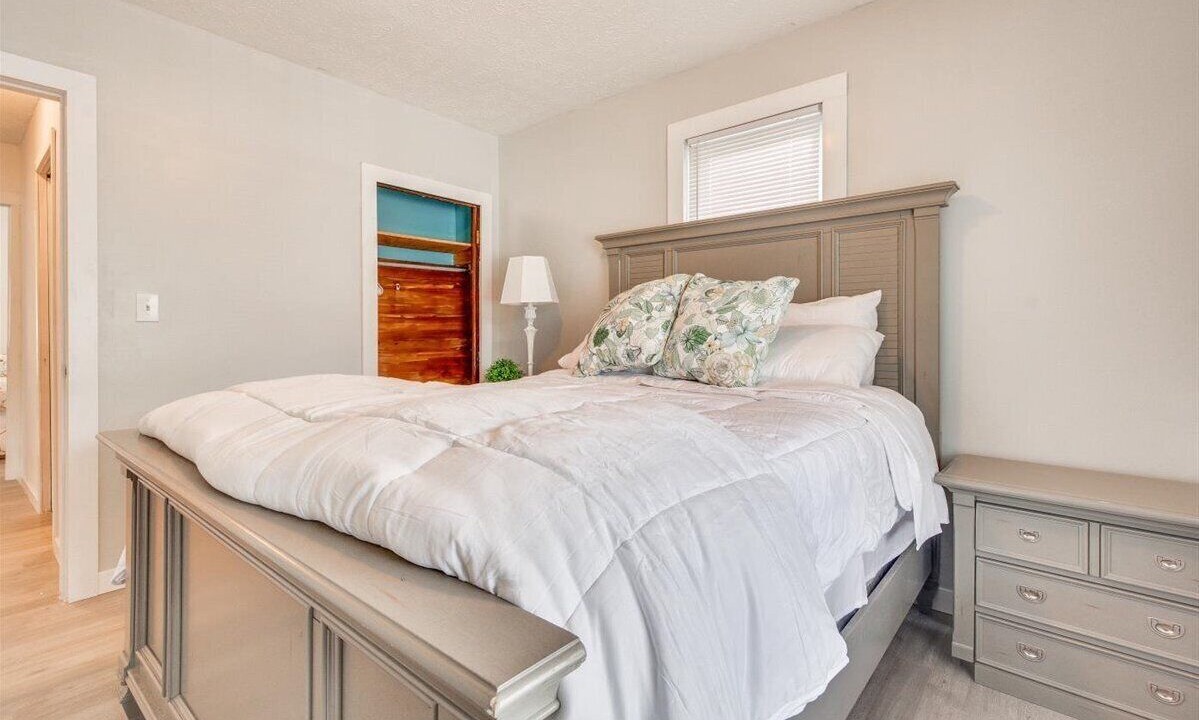 Photo of Bedroom in Harrison