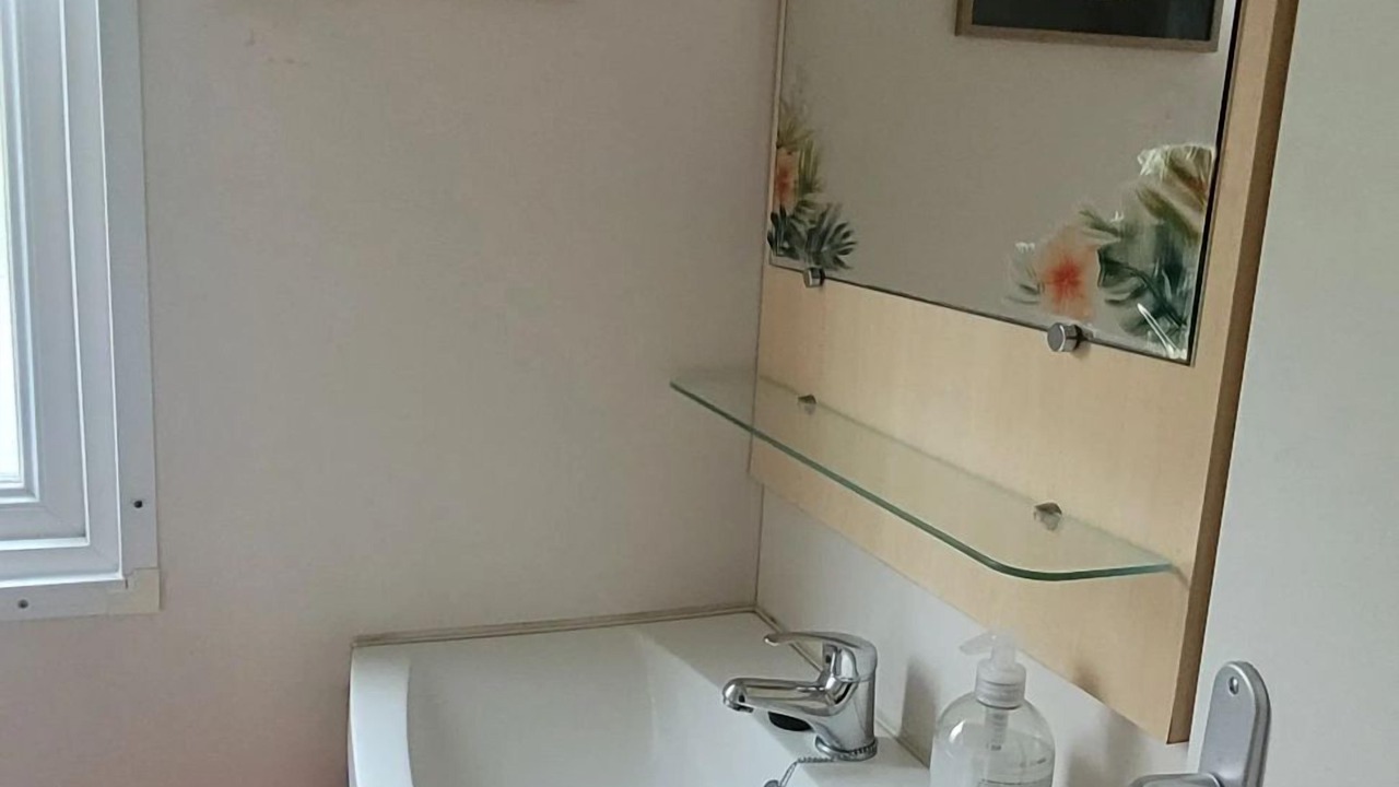 Photo of Bathroom in Ivry-la-Bataille