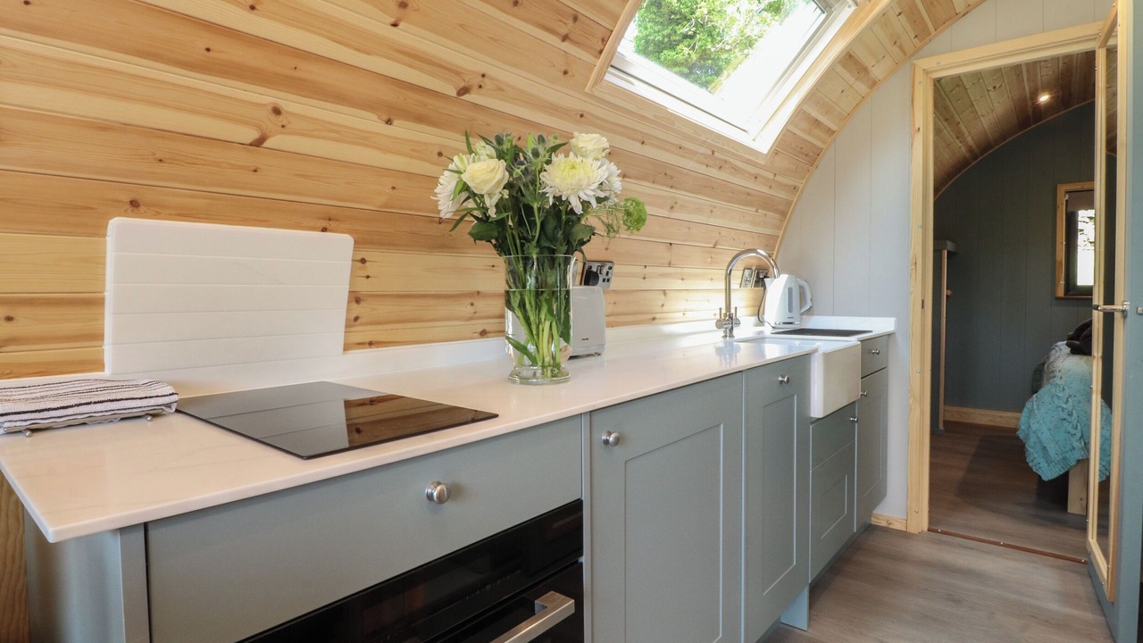 Photo of Kitchen in Fence