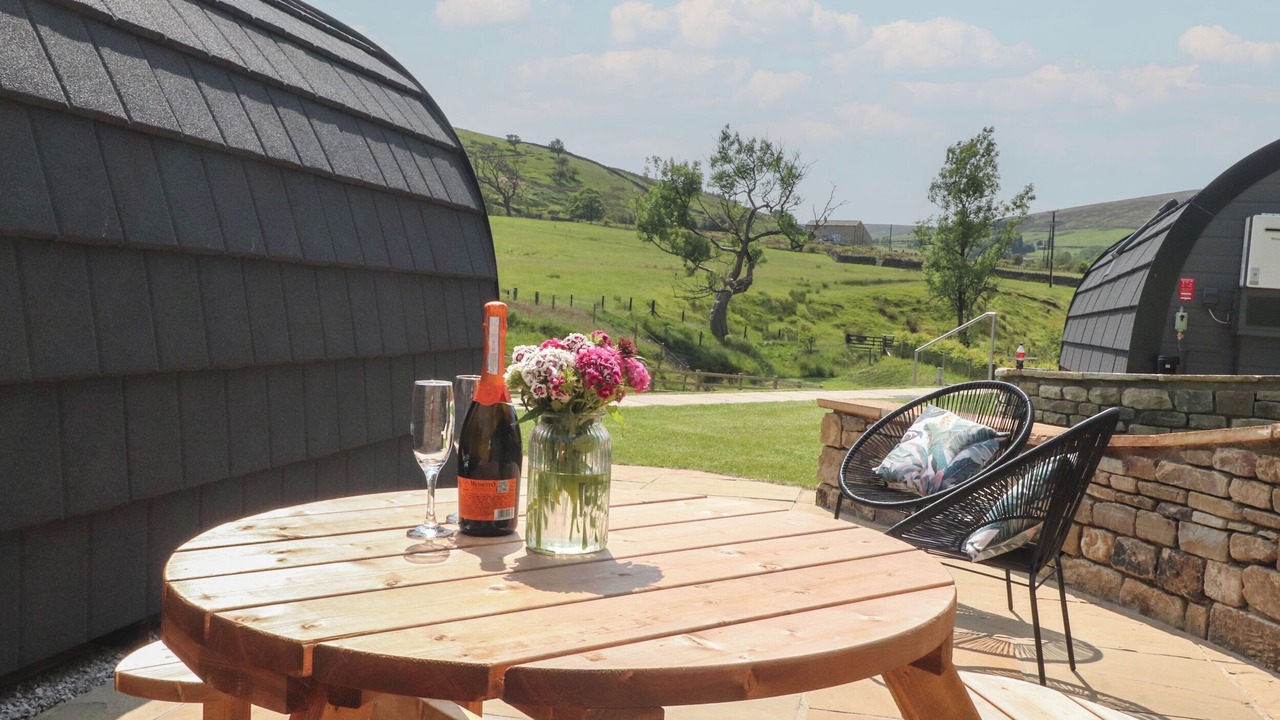 Photo of Outdoor in Fence